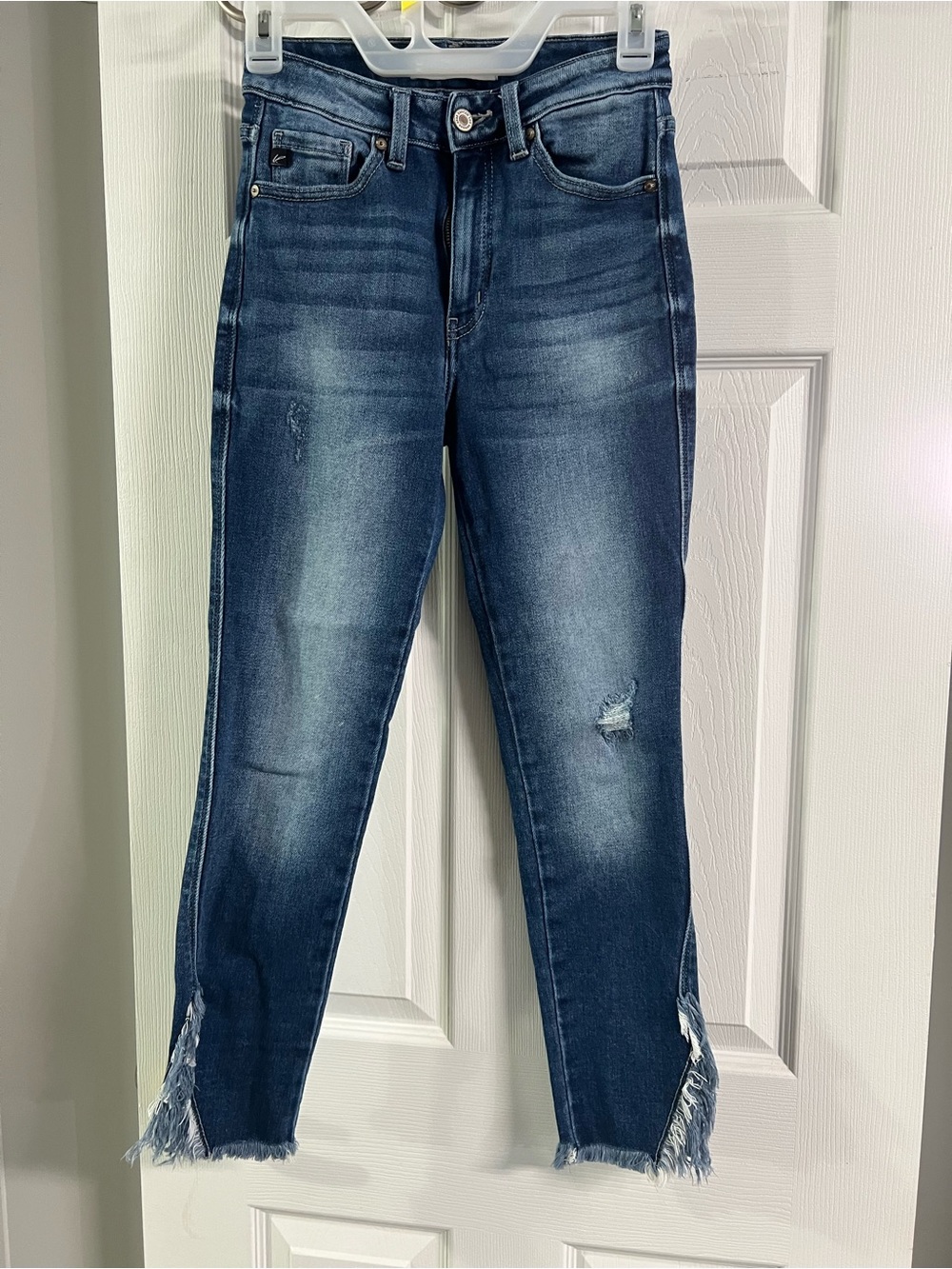 KanCan Dark Blue Distressed Ankle Cropped Jeans
